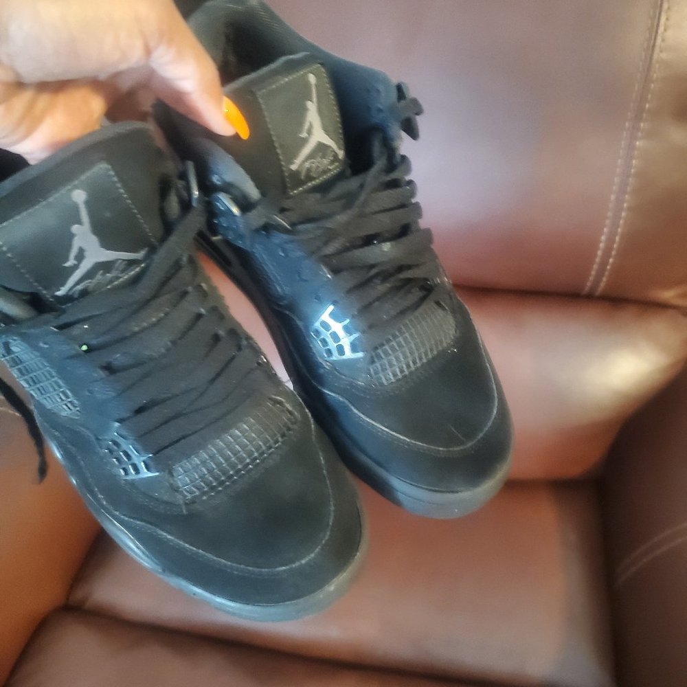 Jordan 4